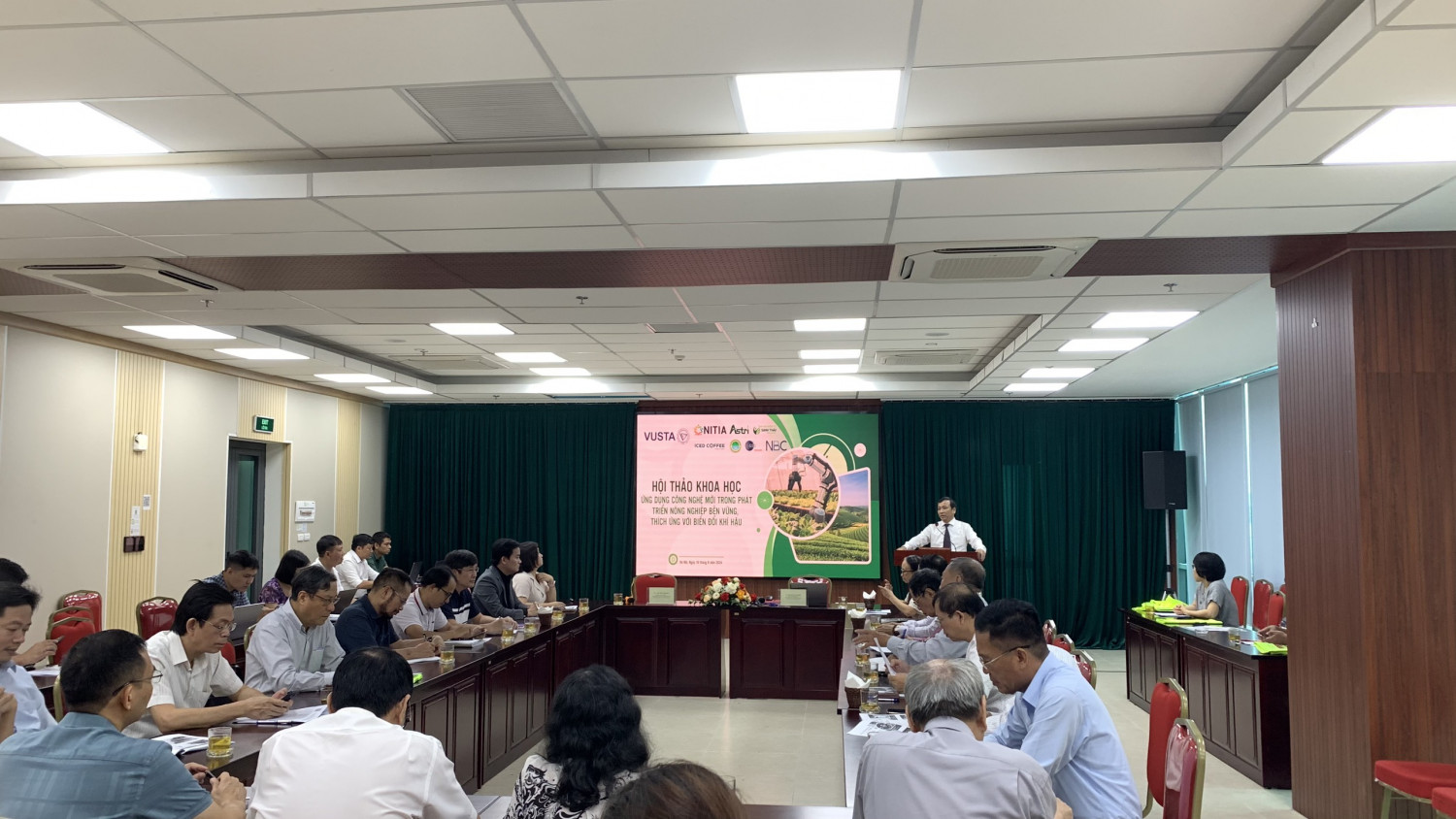 VAYSE tham gia thảo luận tại hội thảo khoa học phát triển nông nghiệp bền vững